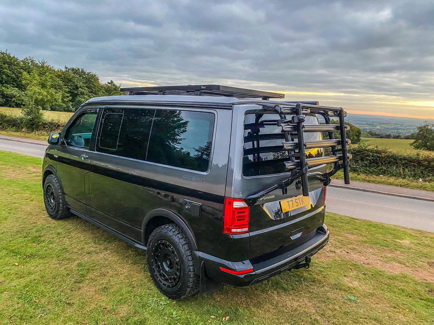 FRONT RUNNER ROOF RACK FOR A VW CALIFORNIA POP TOP