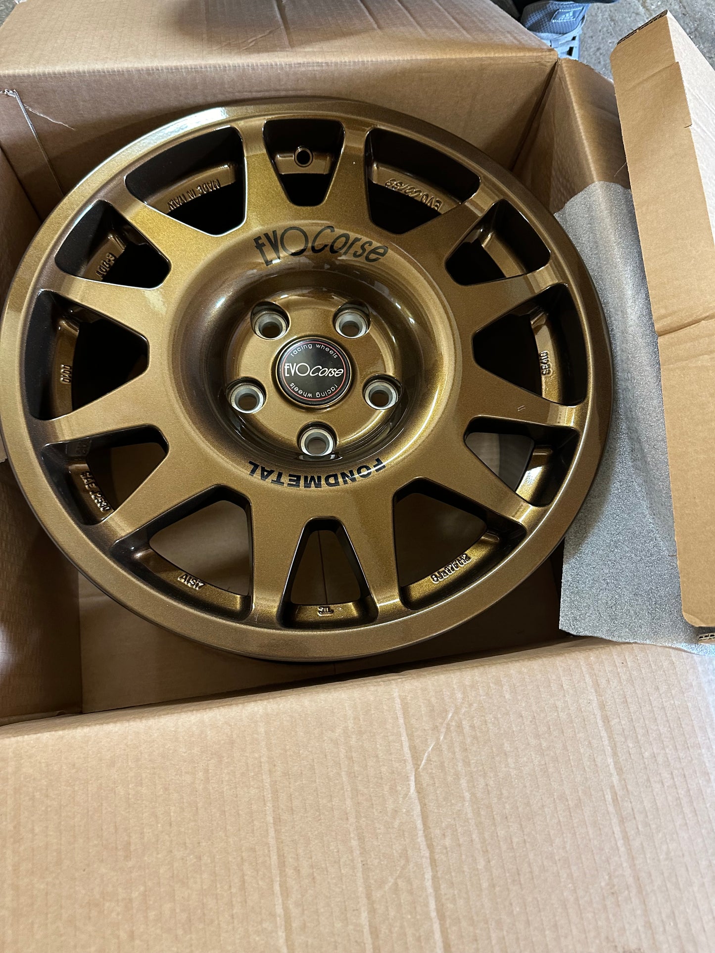 16″ + 17" EVO CORSE DAKAR ZERO ALLOYS FOR 6X130 CRAFTER SPRINTER