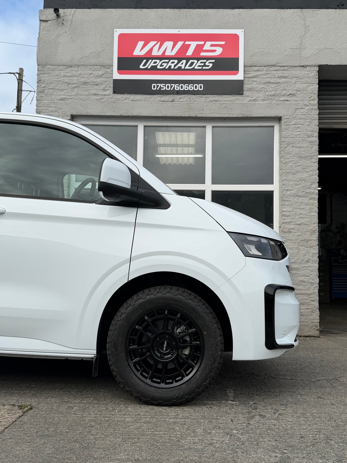 Rotiform OZR-T MATTE BLACK Alloy Wheel - 18X8 - 6X120 Transit|T7