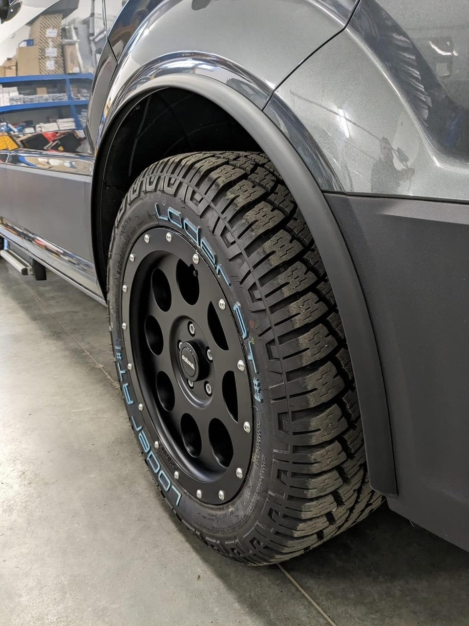 LODER TYRE BY DELTA 4X4