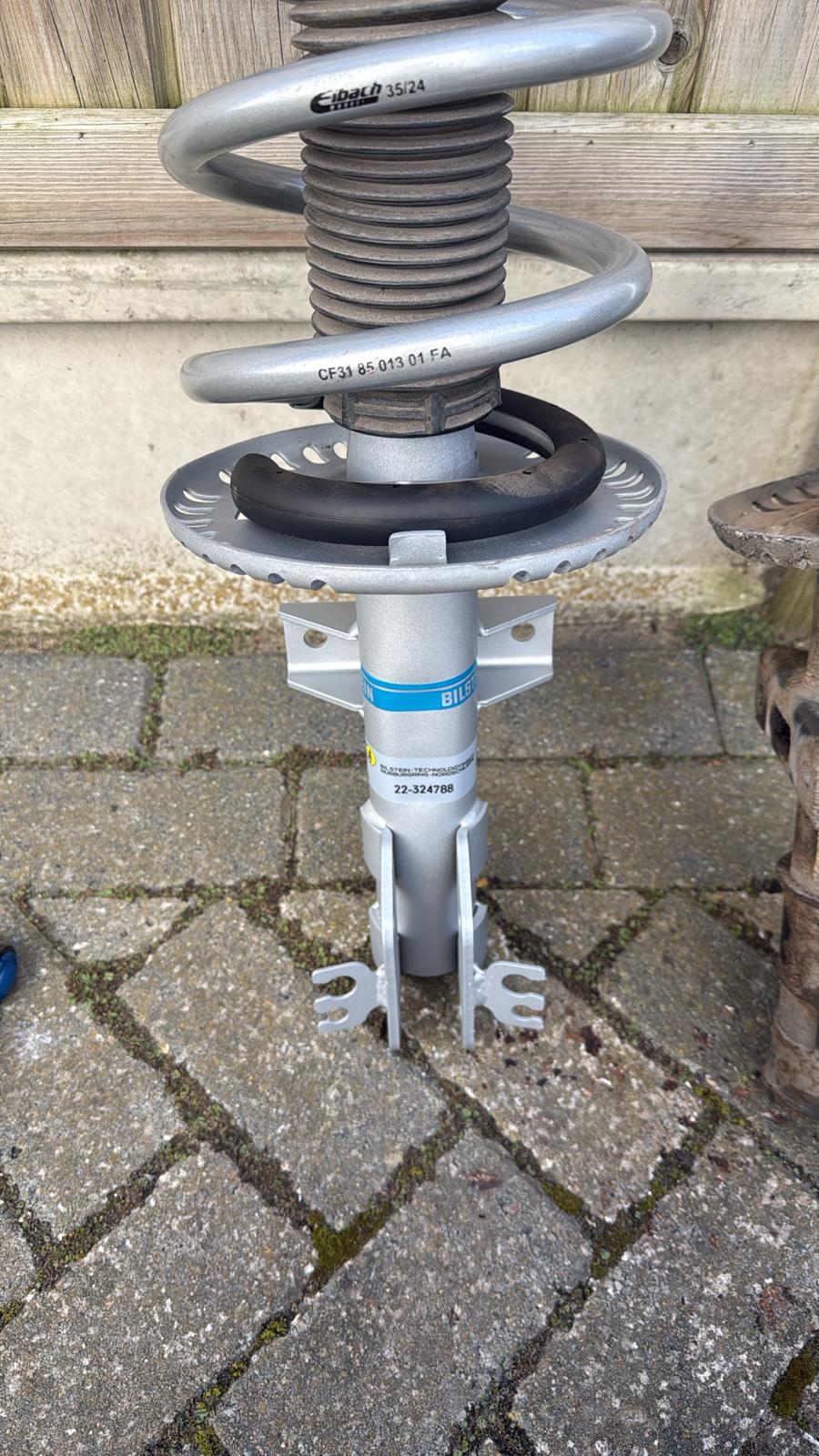 T5/T6 35MM LIFT KIT BILSTEIN/EIBACH SILVER (our favourite)