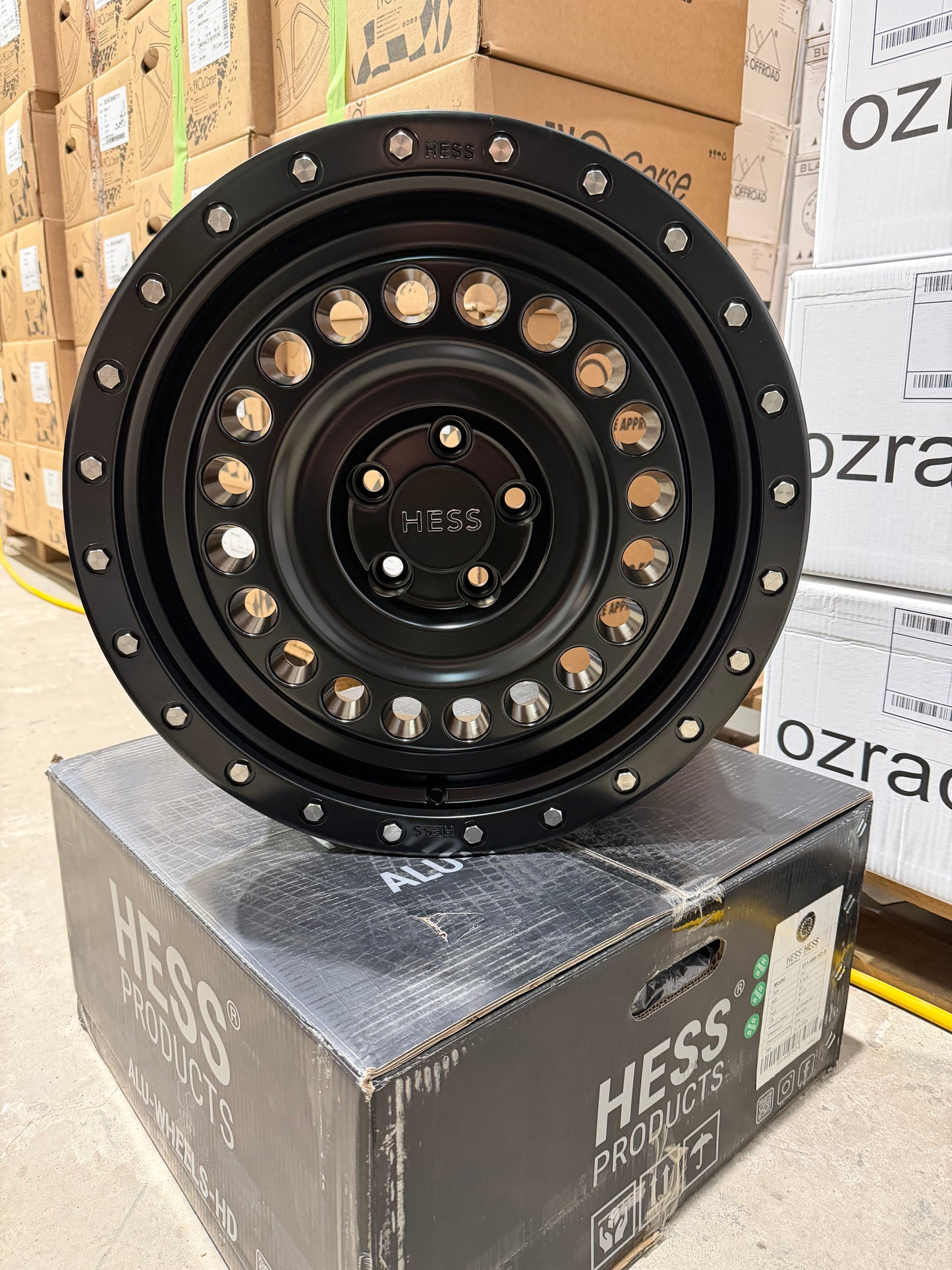 Hess H54  for ID buzz 18”,