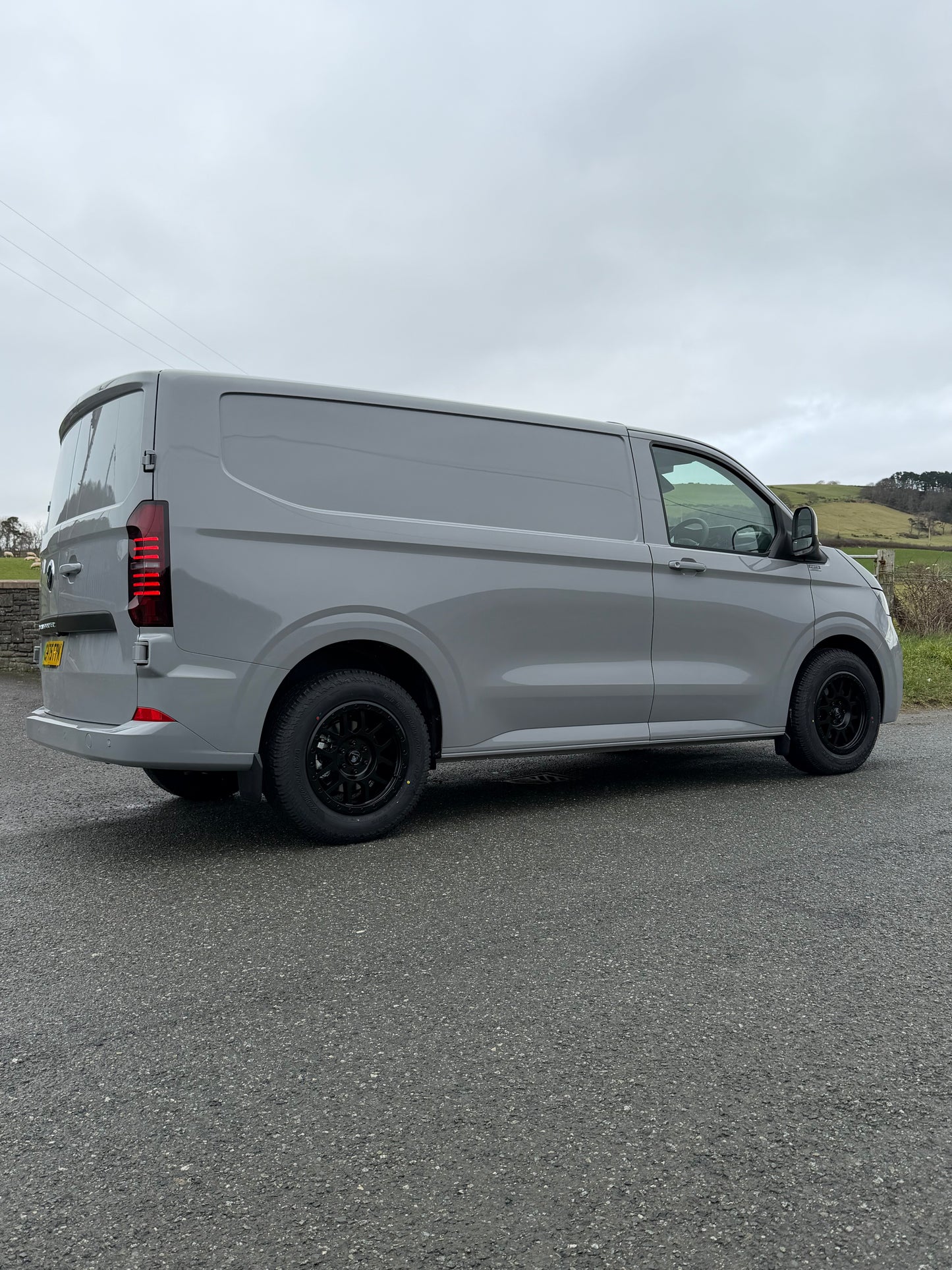 17″ TOMAHAWK KATO 6X120 17X8 ET30